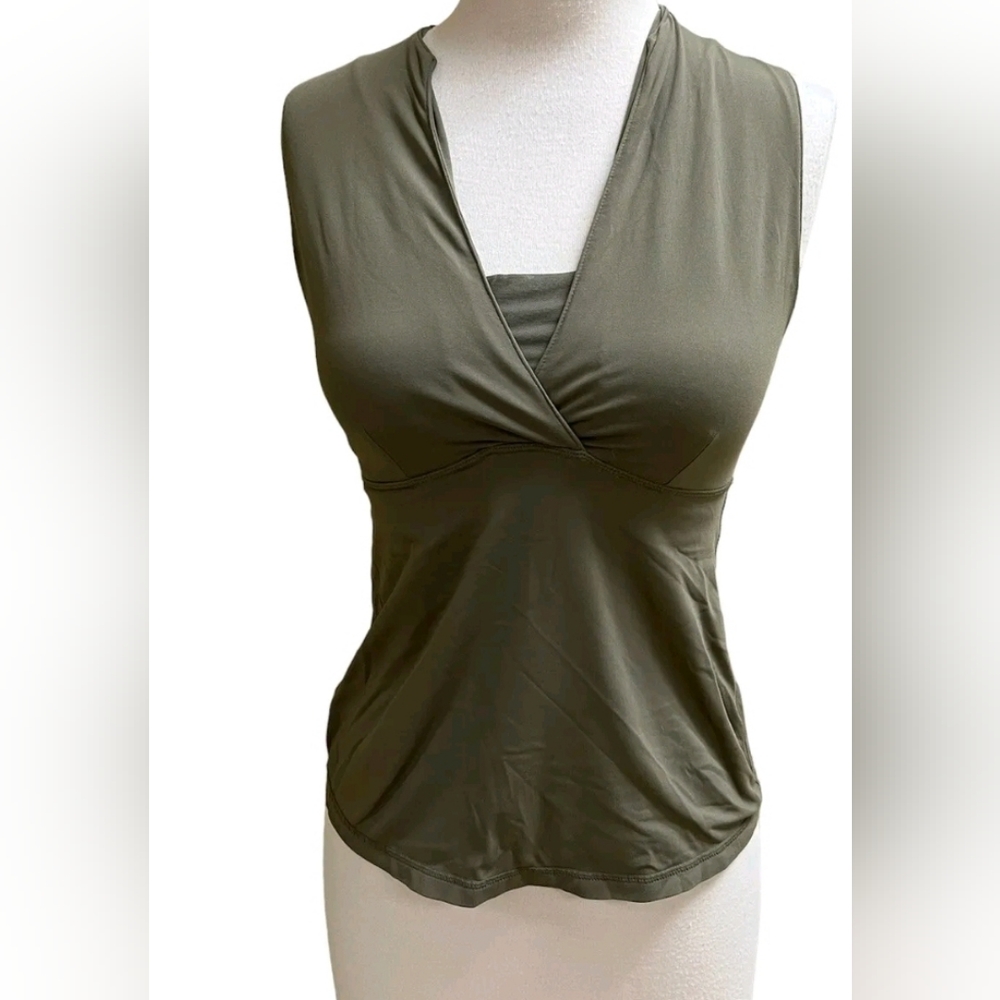 Lululemon green tank